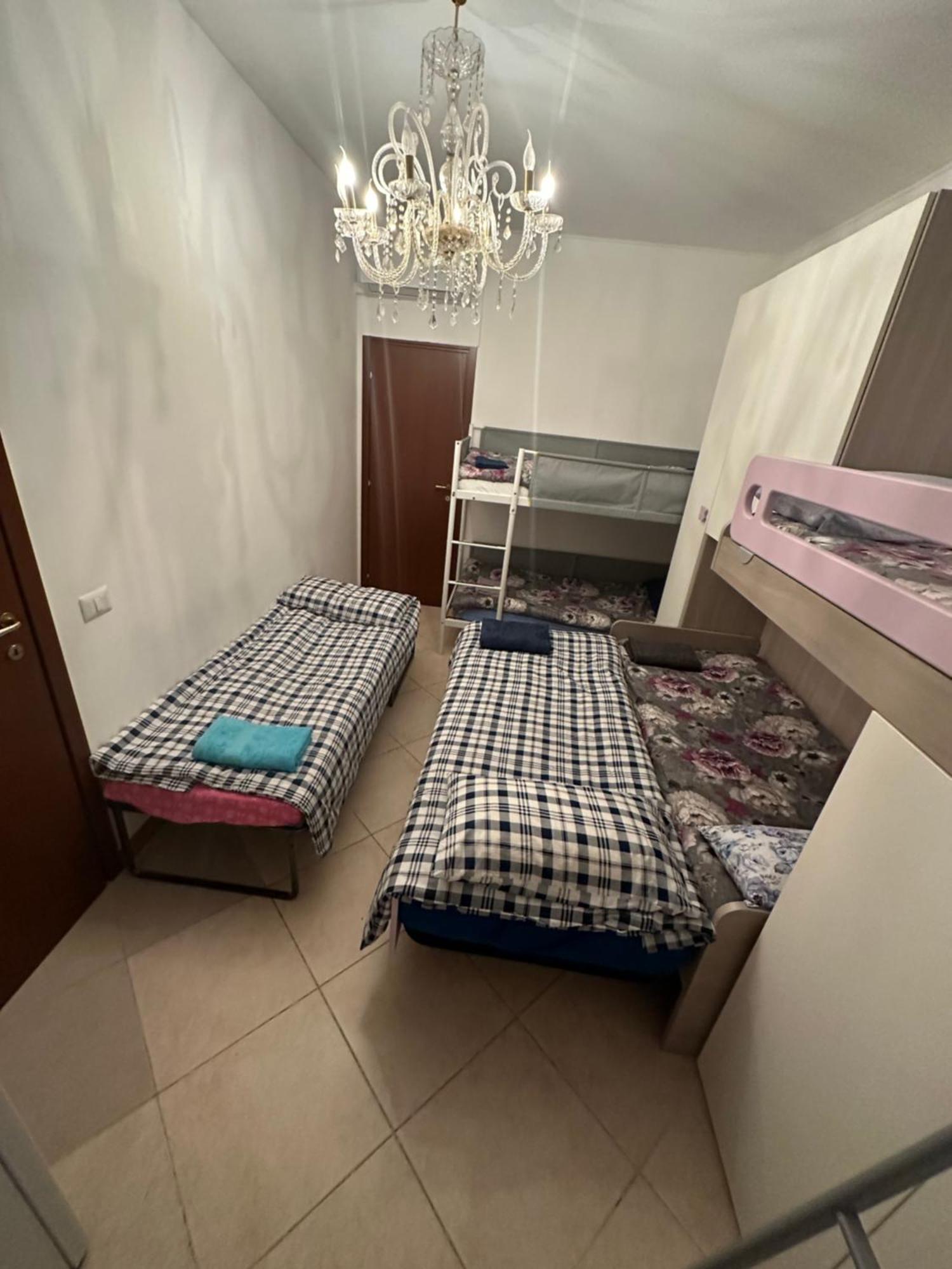 Gigli, Rooms Con Cucina In Comune E Terrazza Milaan Buitenkant foto