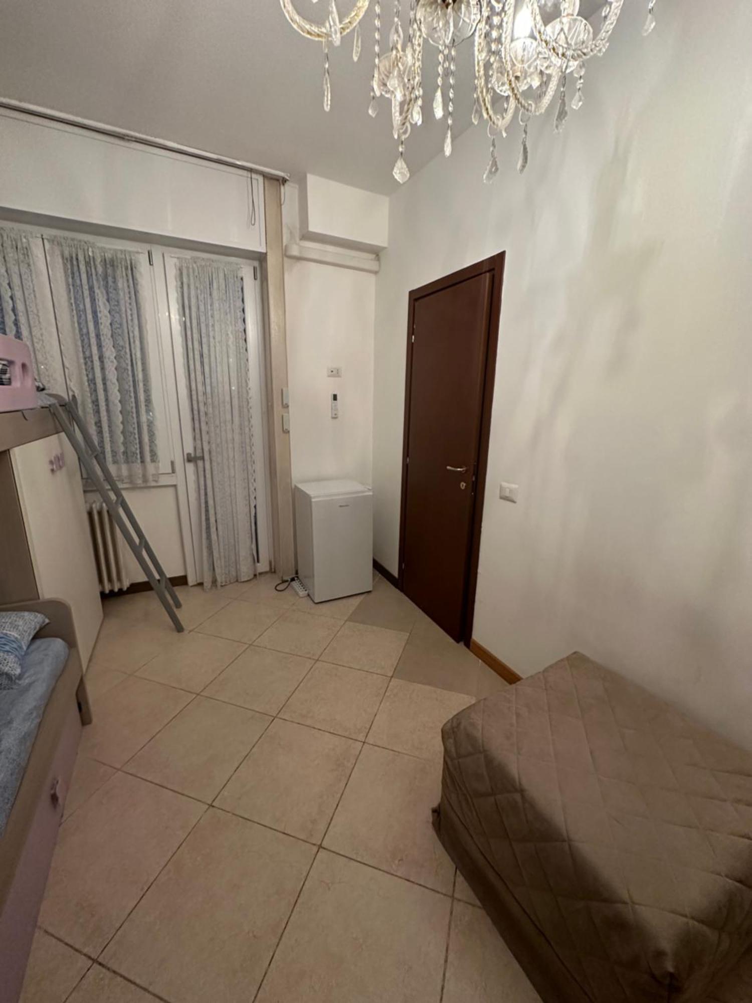 Gigli, Rooms Con Cucina In Comune E Terrazza Milaan Buitenkant foto