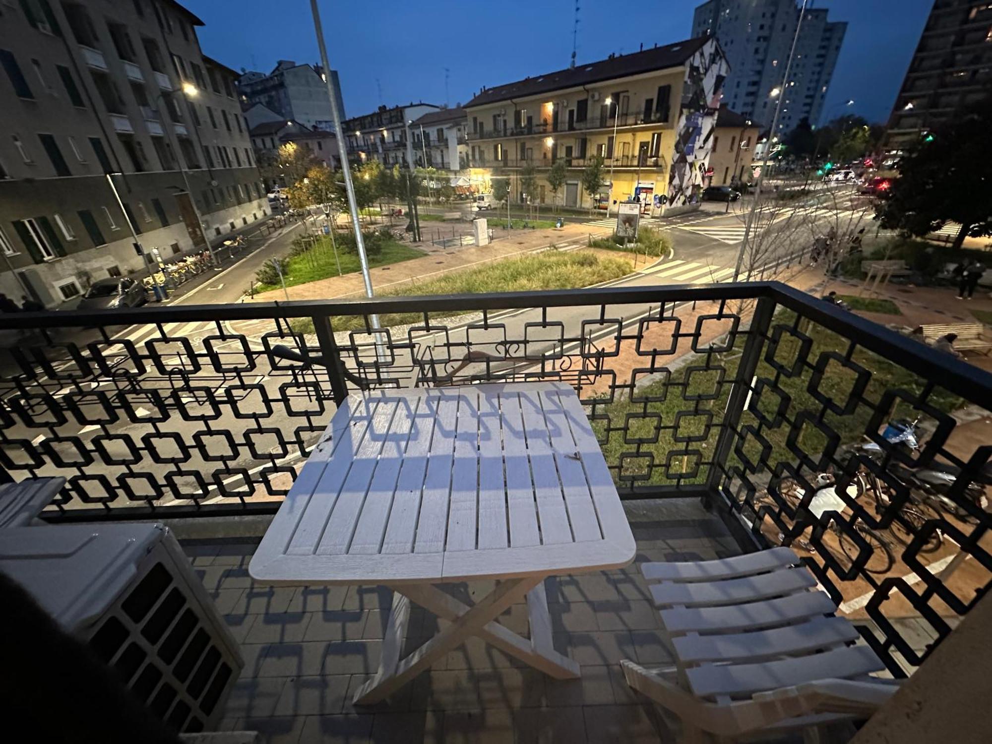 Gigli, Rooms Con Cucina In Comune E Terrazza Milaan Buitenkant foto