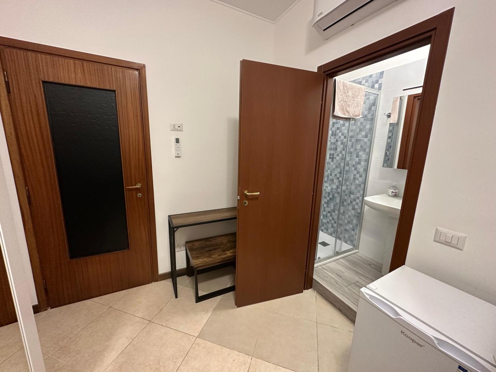 Gigli, Rooms Con Cucina In Comune E Terrazza Milaan Buitenkant foto