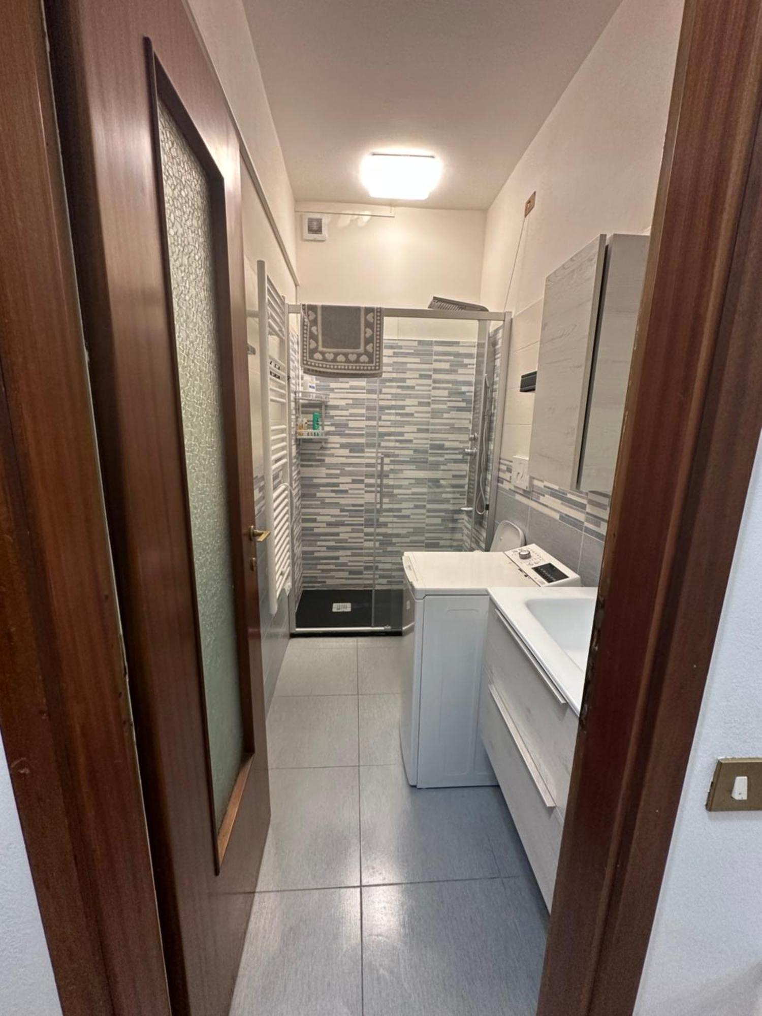 Gigli, Rooms Con Cucina In Comune E Terrazza Milaan Buitenkant foto