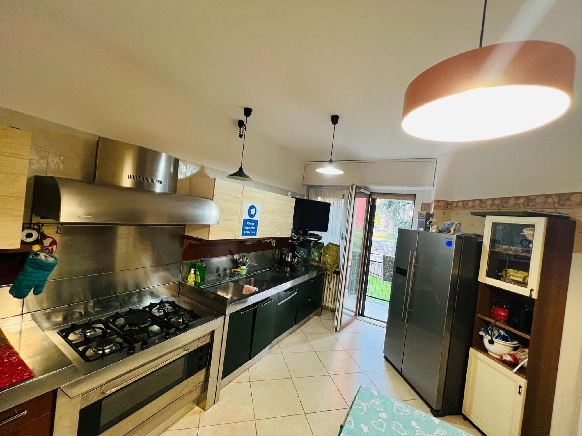 Gigli, Rooms Con Cucina In Comune E Terrazza Milaan Buitenkant foto
