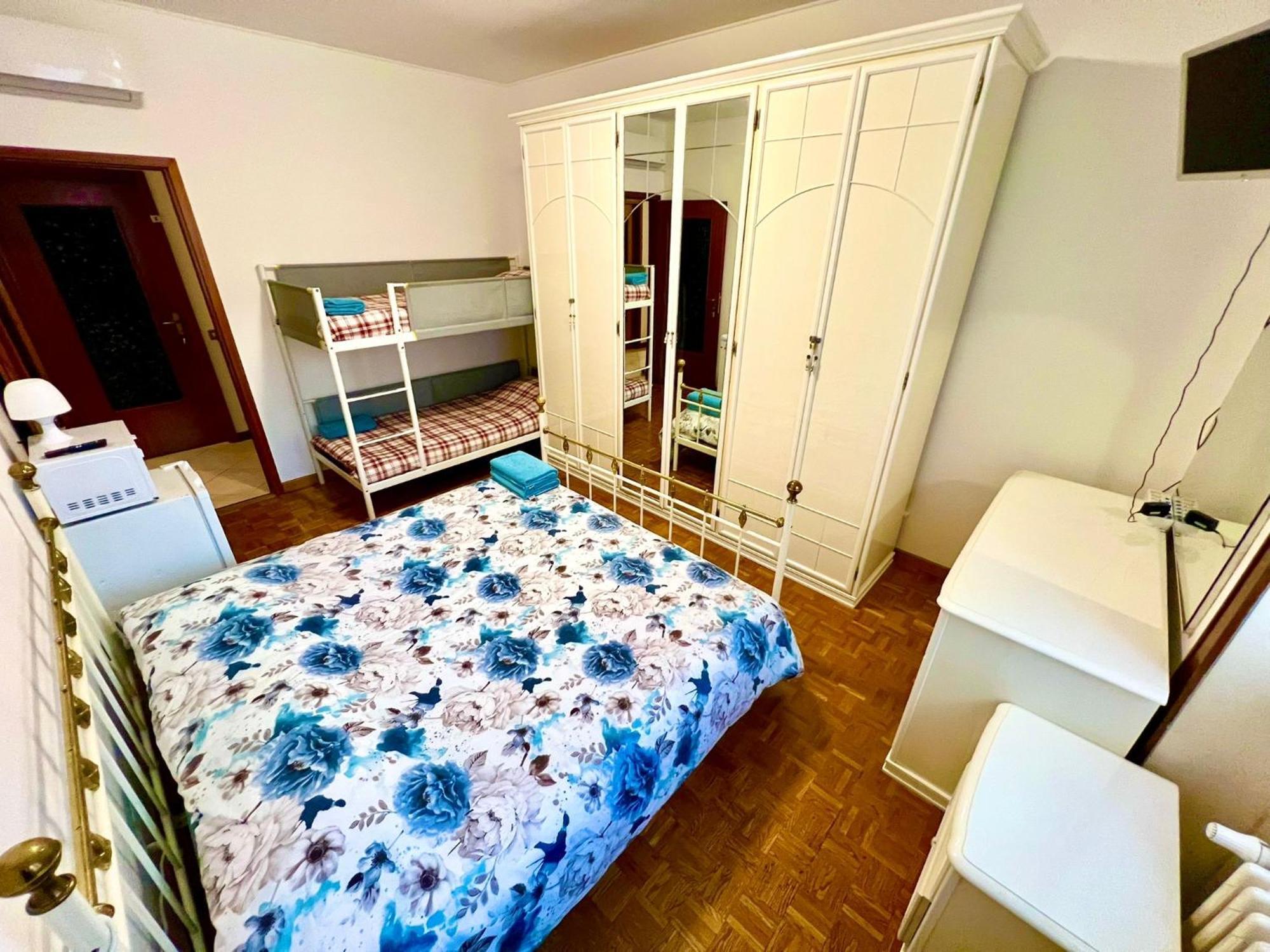 Gigli, Rooms Con Cucina In Comune E Terrazza Milaan Buitenkant foto