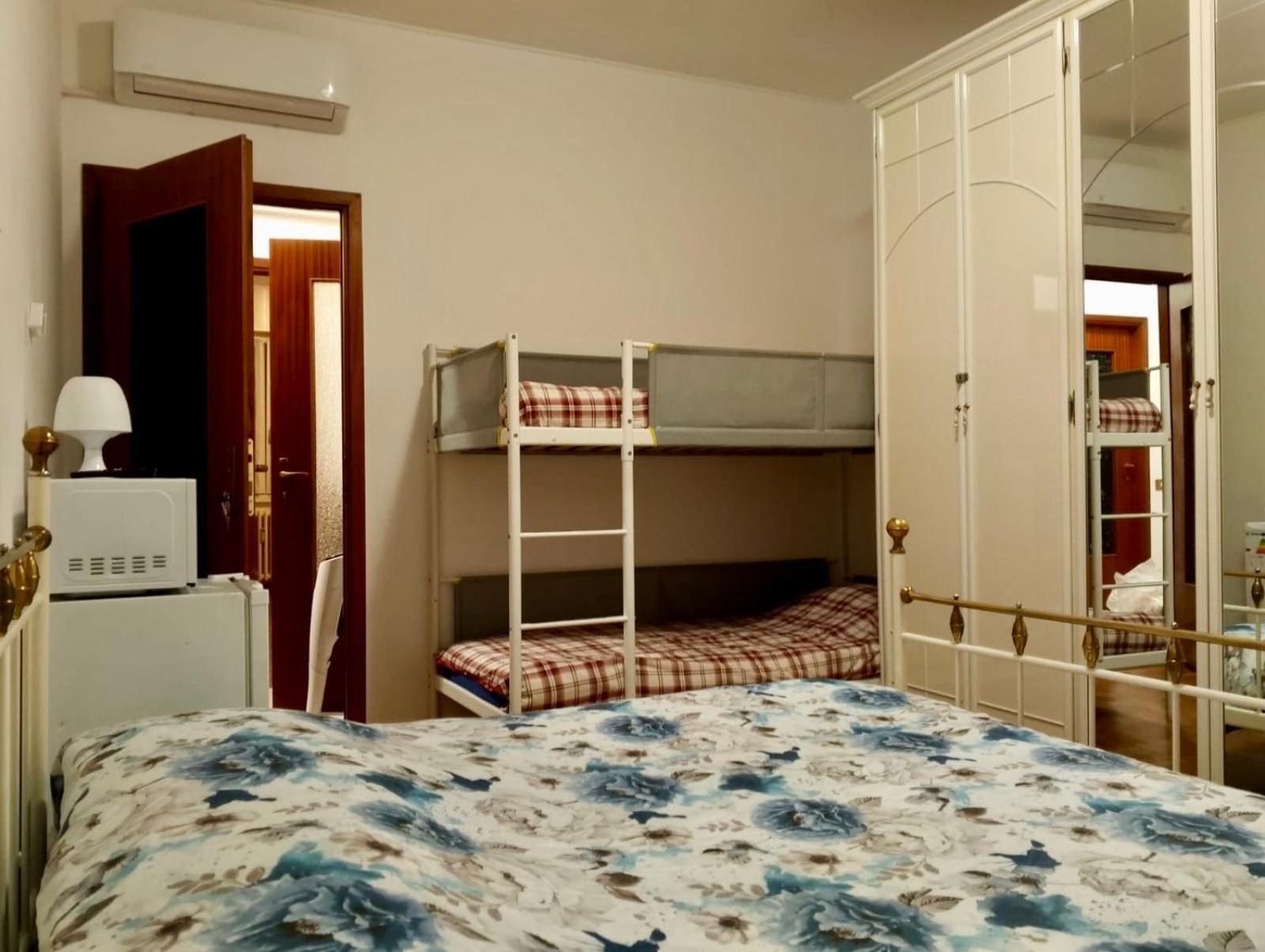 Gigli, Rooms Con Cucina In Comune E Terrazza Milaan Buitenkant foto